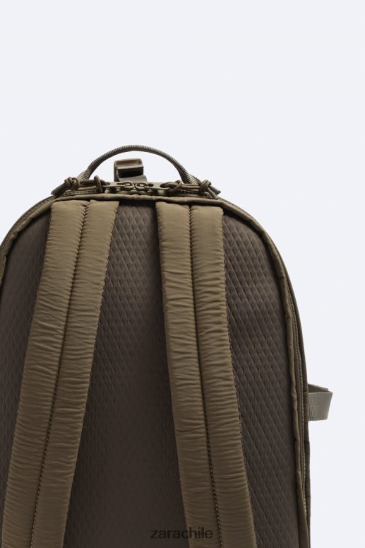 accesorios cl Zara hombres mochila multibolsillos marrón arena JJ06N41317