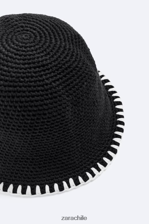 accesorios cl Zara hombres gorro de crochet en contraste negro JJ06N41439