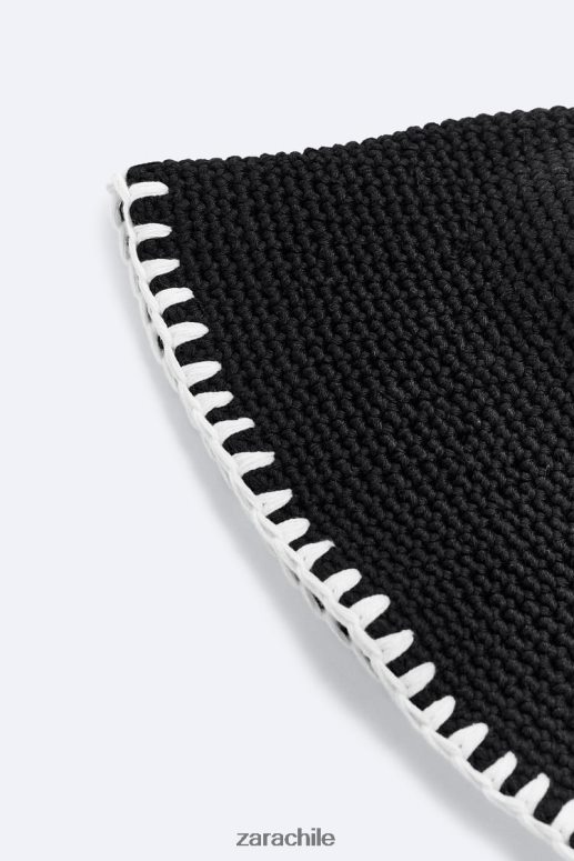 accesorios cl Zara hombres gorro de crochet en contraste negro JJ06N41439