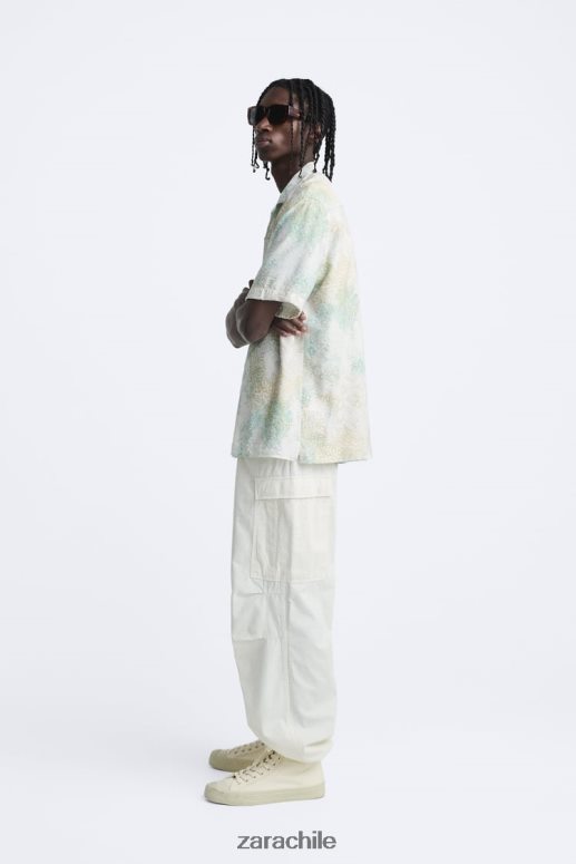 ropa cl Zara hombres camisa con estampado abstracto verdoso JJ06N4973