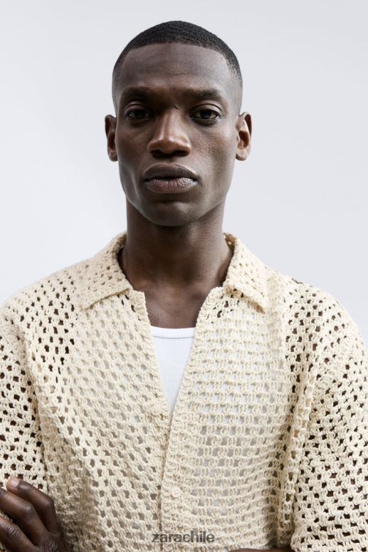 ropa cl Zara hombres camisa con textura de crochet blanco JJ06N41010