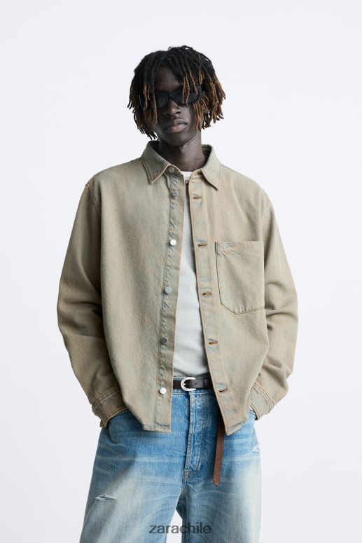 ropa cl Zara hombres camisa de mezclilla sobreteñida arena JJ06N4983