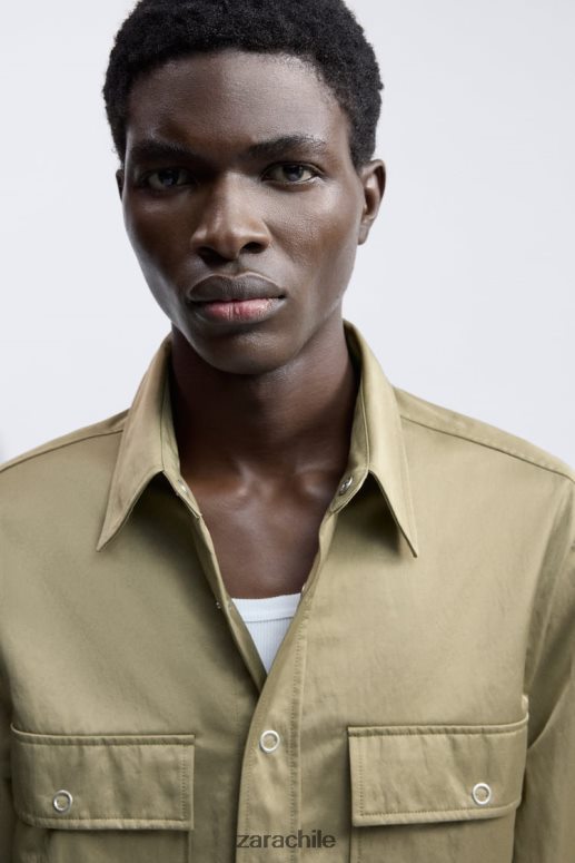 ropa cl Zara hombres camiseta técnica edición limitada verde oliva JJ06N41182