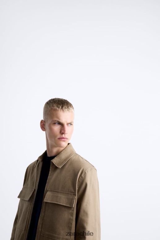 ropa cl Zara hombres sobrecamisa con bolsillo arena JJ06N41179