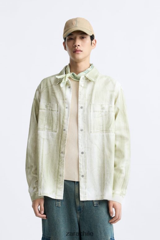 ropa cl Zara hombres sobrecamisa con estampado de pintura crudo/caqui JJ06N41190