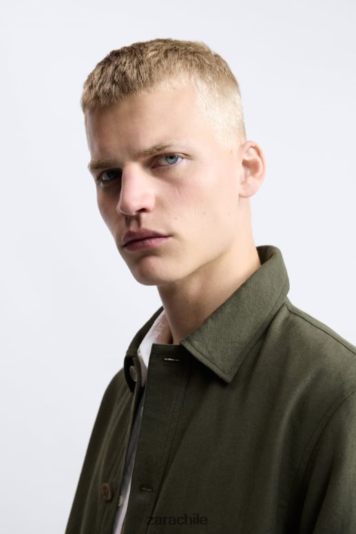 ropa cl Zara hombres sobrecamisa de lino y algodón caqui JJ06N41172