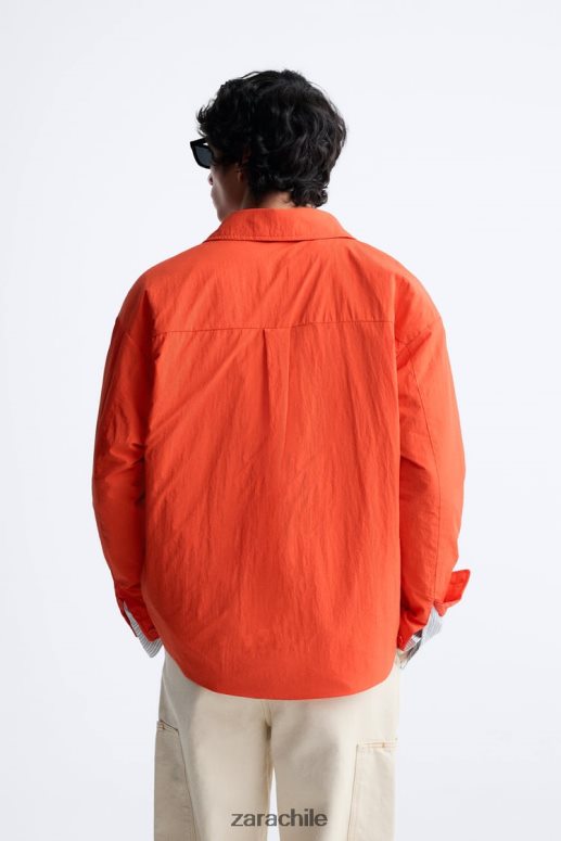 ropa cl Zara hombres sobrecamisa técnica acolchada naranja neón JJ06N41178