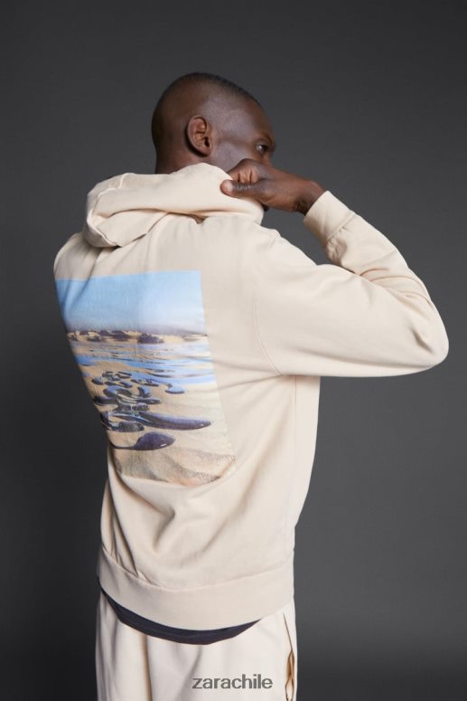 ropa cl Zara hombres sudadera con capucha y estampado hatthanan crudo JJ06N41077