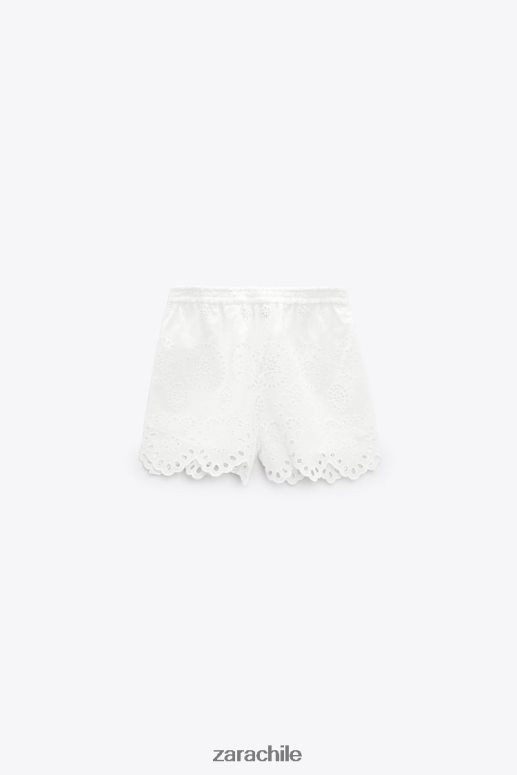 ropa cl Zara mujer shorts con ojales bordados ostra blanca JJ06N4593