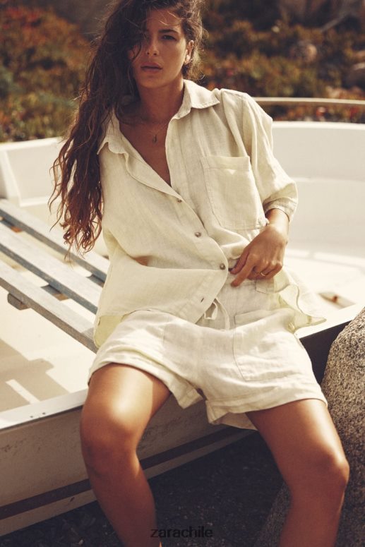 ropa cl Zara mujer shorts de lino con bolsillos amarillo pastel JJ06N4583