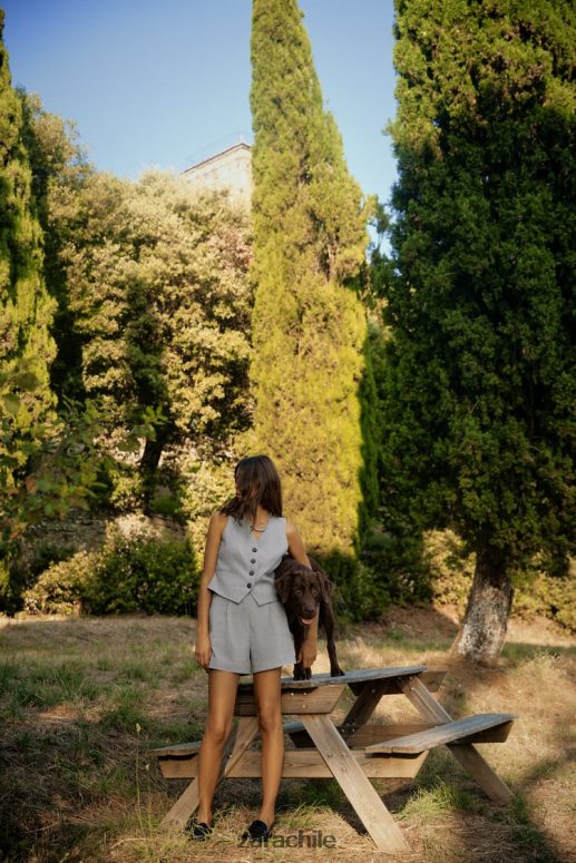 ropa cl Zara mujer shorts plisados ​​de talle alto gris JJ06N4525