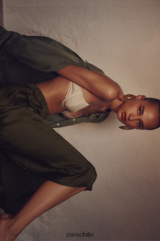 ropa cl Zara mujer falda larga con efecto satinado caqui JJ06N4674