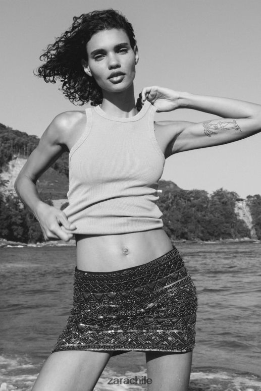 ropa cl Zara mujer minifalda de lentejuelas negro JJ06N4725