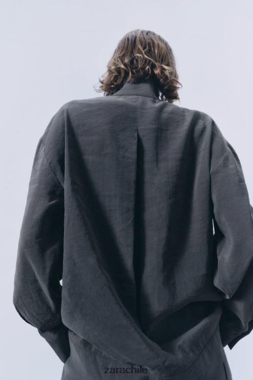 ropa cl Zara mujer sobrecamisa plisada gris JJ06N4922