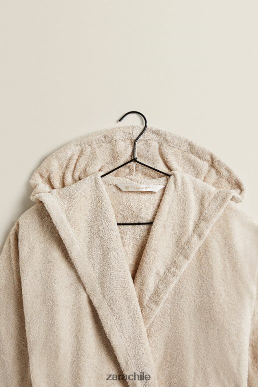 ropa cl Zara mujer albornoz de algodón con capucha arena JJ06N41743