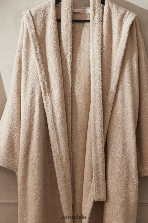 ropa cl Zara mujer albornoz de algodón con capucha arena JJ06N41743