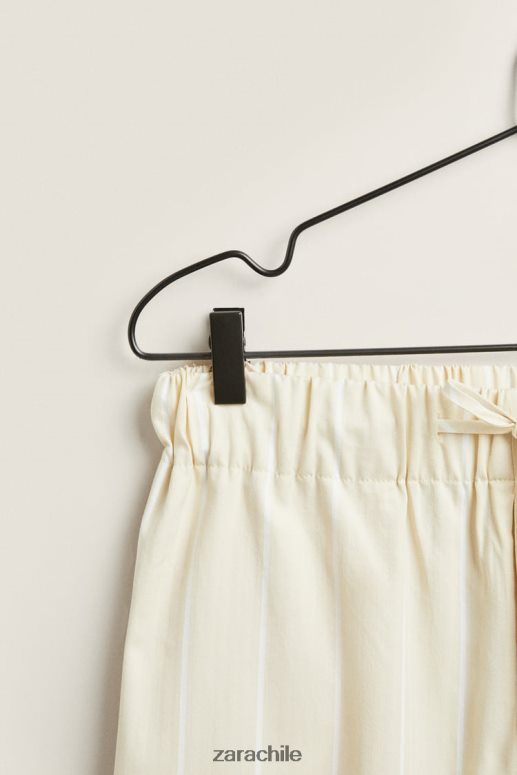 ropa cl Zara mujer pantalones con rayas finas amarillo claro JJ06N41801