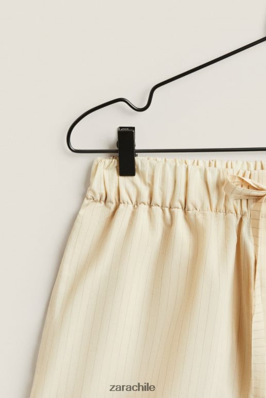 ropa cl Zara mujer pantalones cortos con rayas finas crudo JJ06N41805