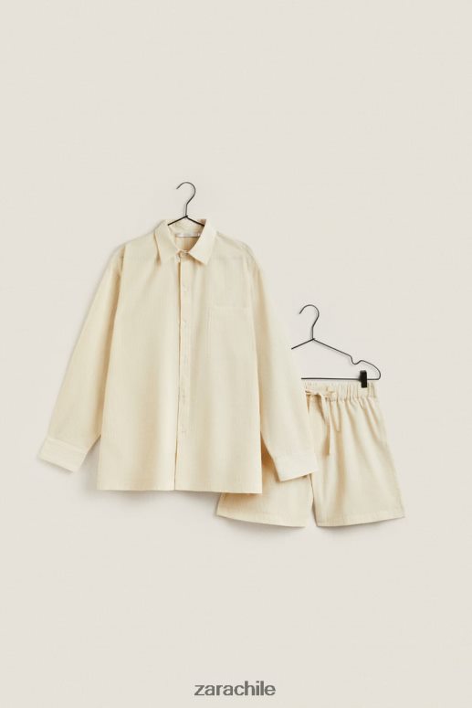 ropa cl Zara mujer pantalones cortos con rayas finas crudo JJ06N41805