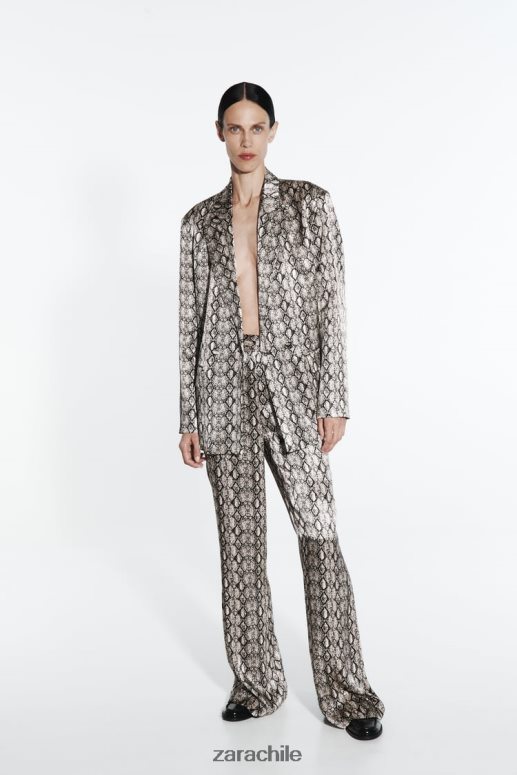 ropa cl Zara mujer pantalones acampanados con estampado animal serpiente JJ06N4911