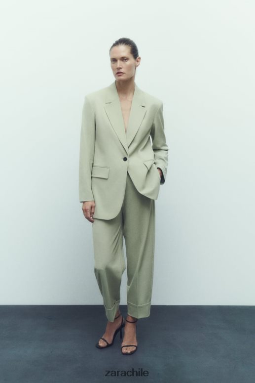 ropa cl Zara mujer pantalones rectos con puños vueltos verde claro JJ06N4909