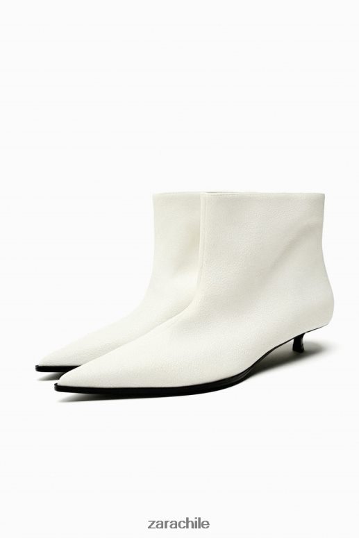 calzado cl Zara mujer botines con tacón gatito blanco JJ06N4730