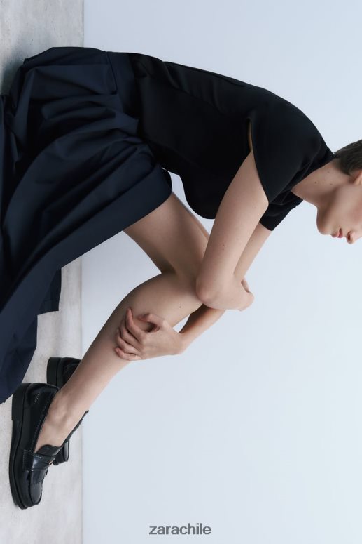 calzado cl Zara mujer mocasines planos con ribete de metal negro JJ06N4731