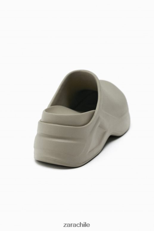 calzado cl Zara mujer zuecos de goma verde caqui JJ06N4728