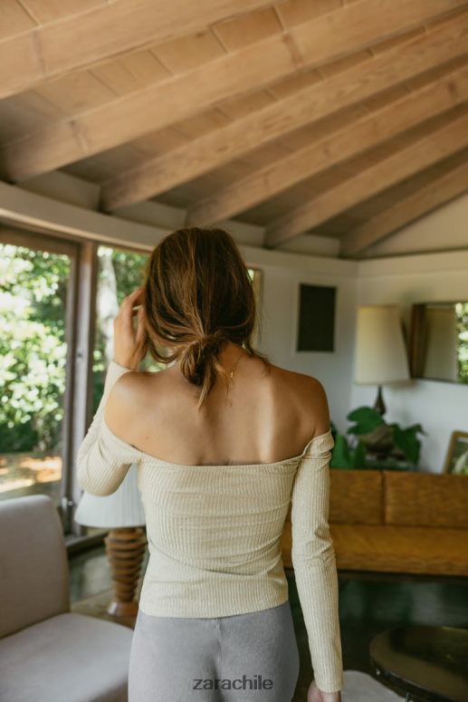 ropa cl Zara mujer top bandeau con hilo metalizado dorado JJ06N4248