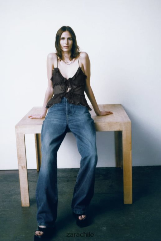 ropa cl Zara mujer top semitransparente con volantes gris antracita JJ06N4271