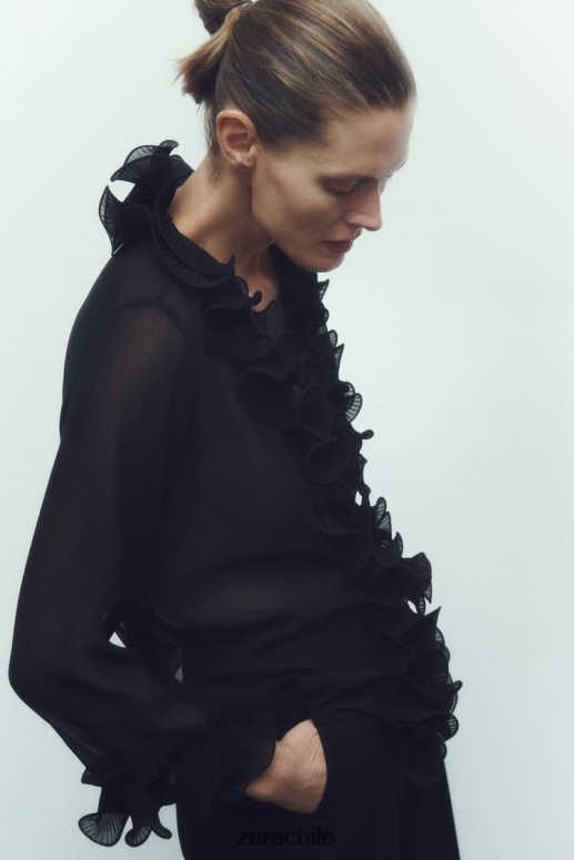 ropa cl Zara mujer blusa semitransparente con volantes plisados negro JJ06N4337