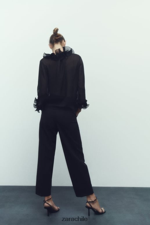 ropa cl Zara mujer blusa semitransparente con volantes plisados negro JJ06N4337