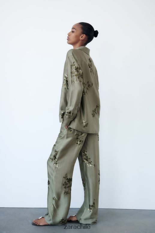 ropa cl Zara mujer camisa con efecto satinado de lentejuelas verde salvia JJ06N4317