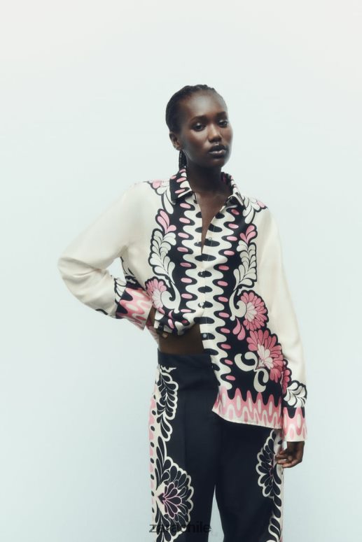 ropa cl Zara mujer camisa con estampado floral crudo/negro JJ06N4360