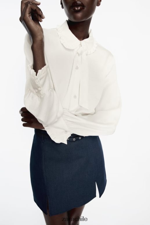 ropa cl Zara mujer camisa con volantes y aspecto arrugado crudo JJ06N4328