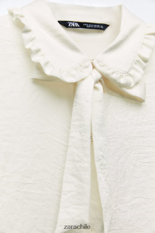 ropa cl Zara mujer camisa con volantes y aspecto arrugado crudo JJ06N4328