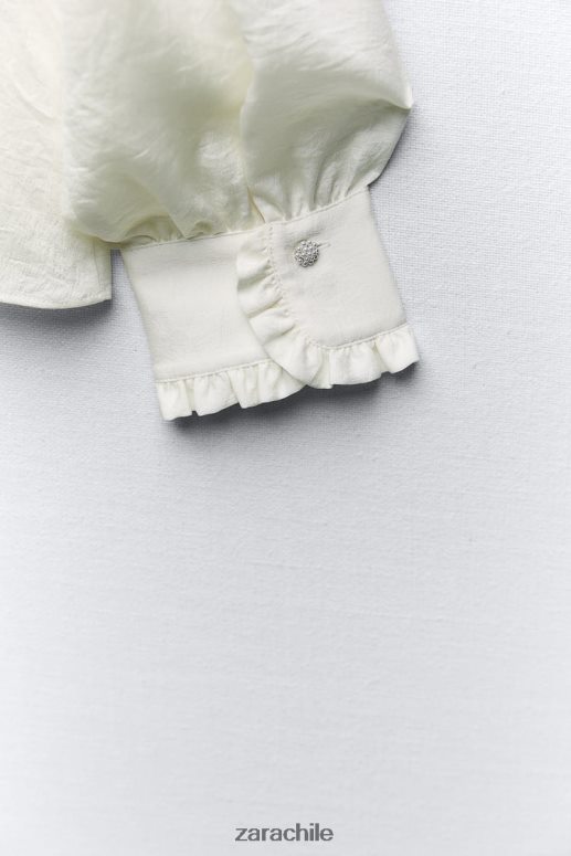 ropa cl Zara mujer camisa con volantes y aspecto arrugado crudo JJ06N4328