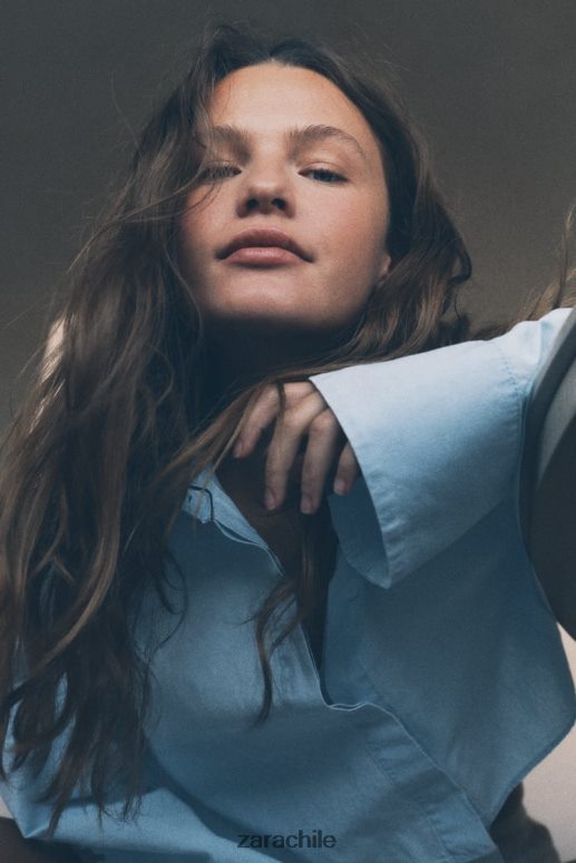 ropa cl Zara mujer camisa corta con espalda cruzada azul claro JJ06N4456