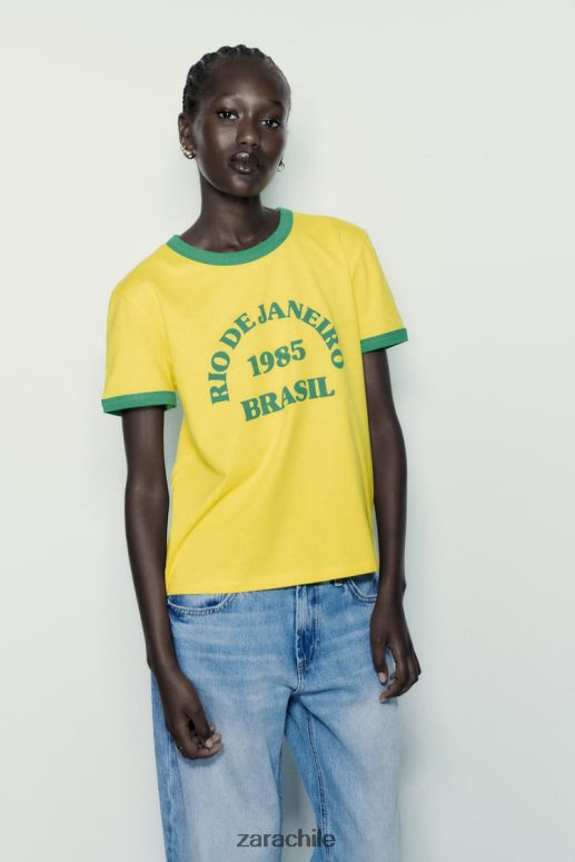ropa cl Zara mujer camiseta con texto amarillo JJ06N4473