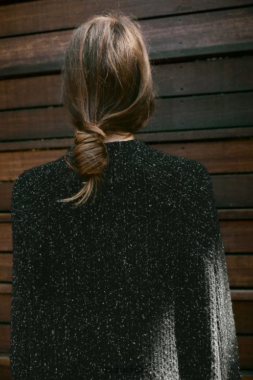 ropa cl Zara mujer sudadera oversize con hilo metalizado negro JJ06N4465