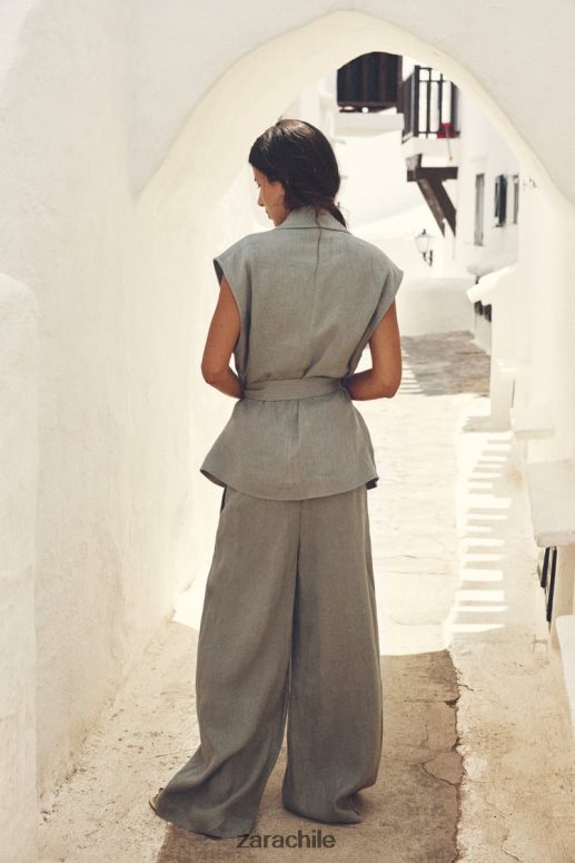 ropa cl Zara mujer chaleco de lino con cinturón verde claro JJ06N4210