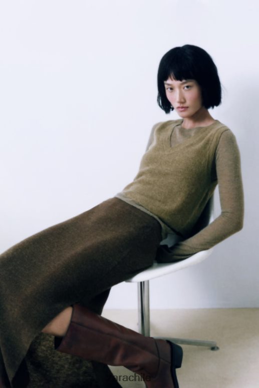 ropa cl Zara mujer chaleco de punto corto verde oliva JJ06N4203