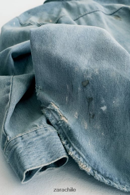 ropa cl Zara mujer Sobrecamisa vaquera extragrande con salpicaduras de pintura azul JJ06N4110