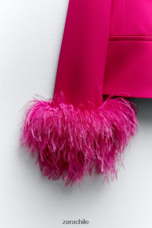 ropa cl Zara mujer blazer corto de plumas fucsia neón JJ06N4166