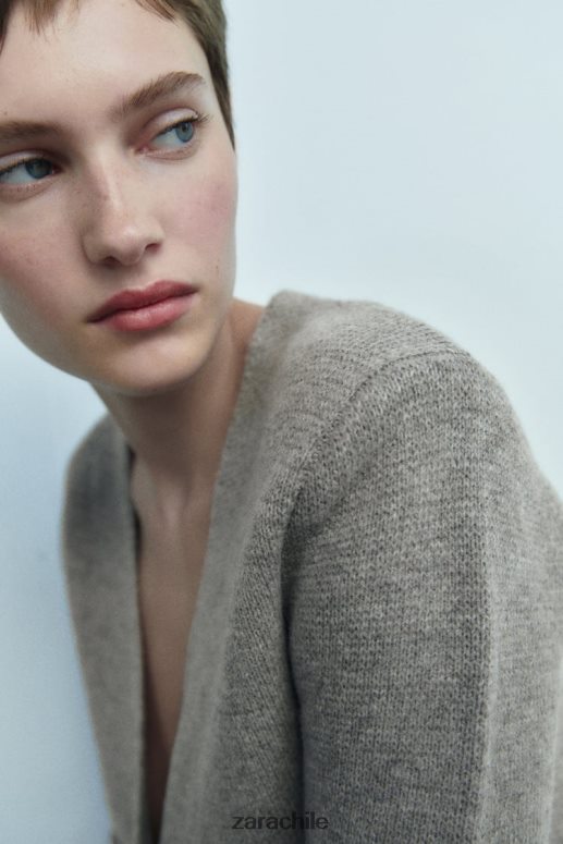 ropa cl Zara mujer blazer de punto de lana con sobrefalda gris JJ06N4164