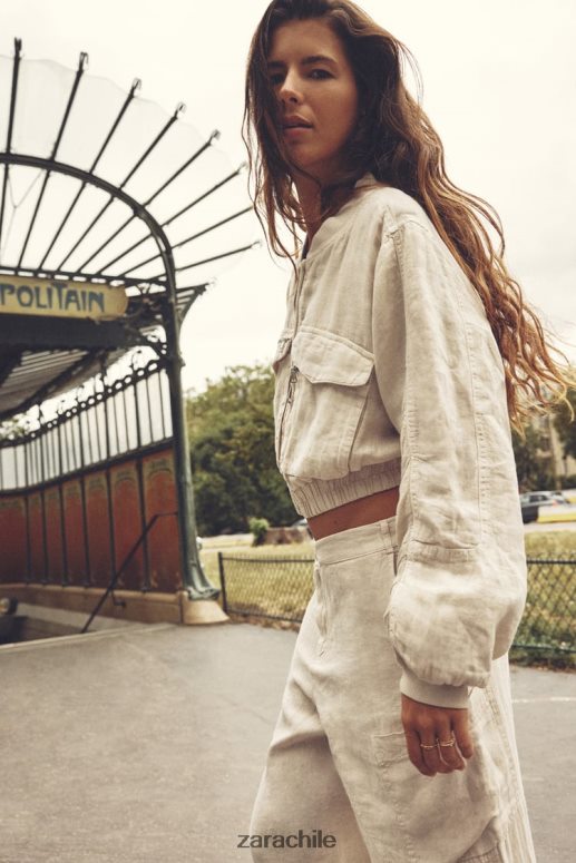 ropa cl Zara mujer bomber con bolsillo de lino arena JJ06N466