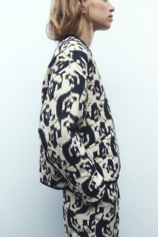ropa cl Zara mujer chaqueta acolchada con estampado animal crudo/negro JJ06N4107