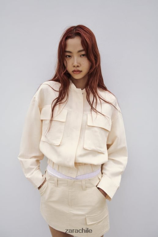 ropa cl Zara mujer chaqueta bomber en mezcla de lino beige claro JJ06N495