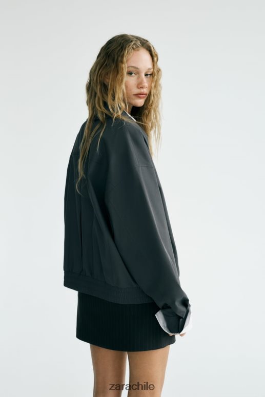 ropa cl Zara mujer chaqueta bomber repelente al agua de corte recto gris oscuro JJ06N464