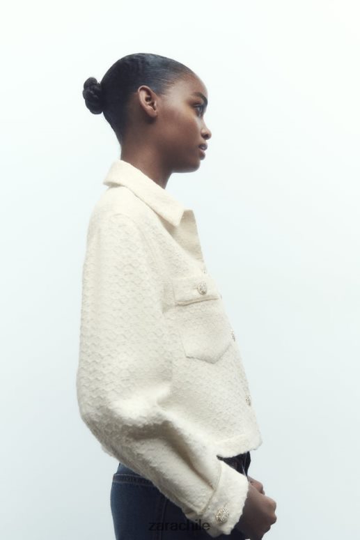 ropa cl Zara mujer chaqueta corta con botones joya crudo JJ06N480